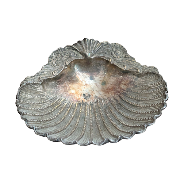 #6469 - silver shells