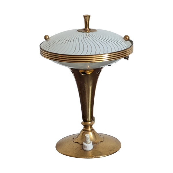 #7068 - Lamp