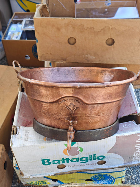 #5107 - Copper pot with spigot