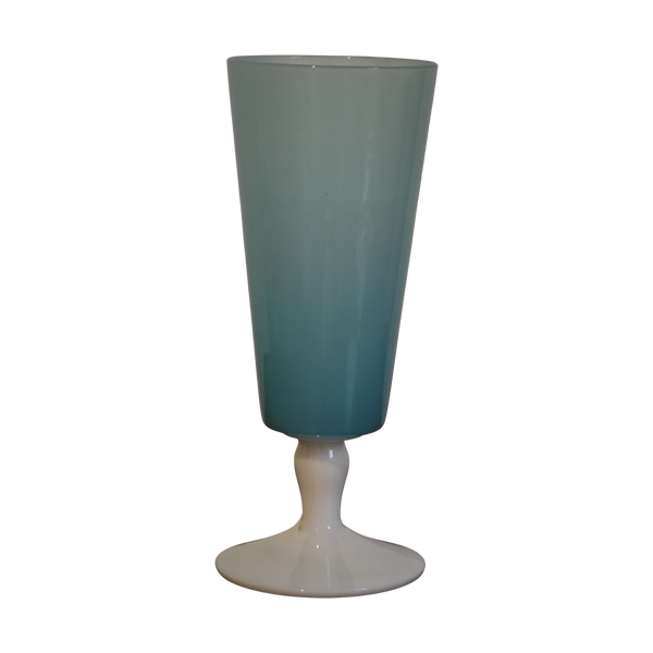 #5759 - blue opaline vase