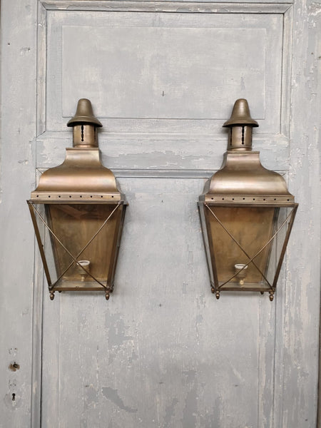 #7714-RUGG - Pair of Sconces