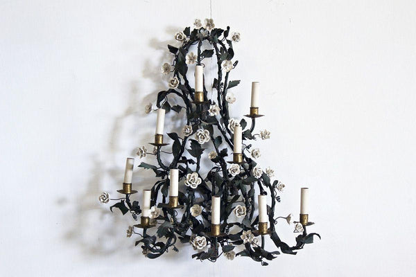 #5466-UIGG - Iron Sconce With Porcelain Roses