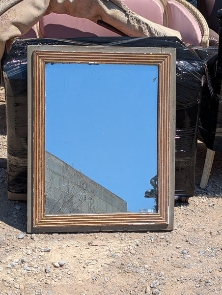 #8525 - Mirror