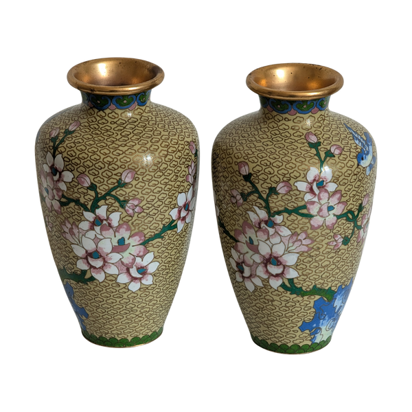 #8224 - Vases