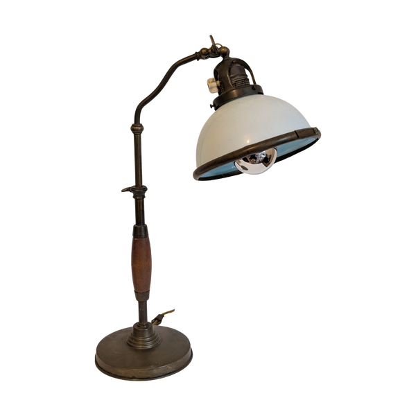 #7198 - Lamp