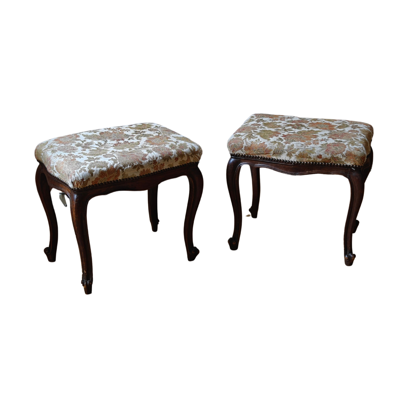 #1918 - Two Stools