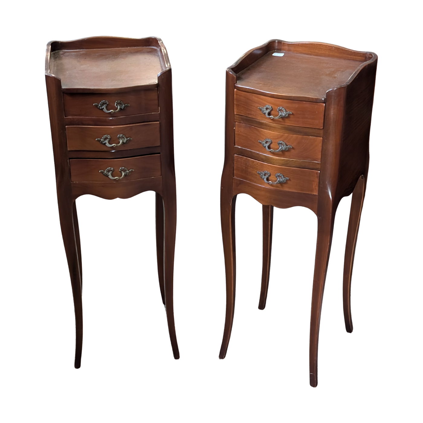 #7562 - Tables
