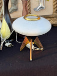 #7111 - Lamp