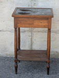 #8233 - Table