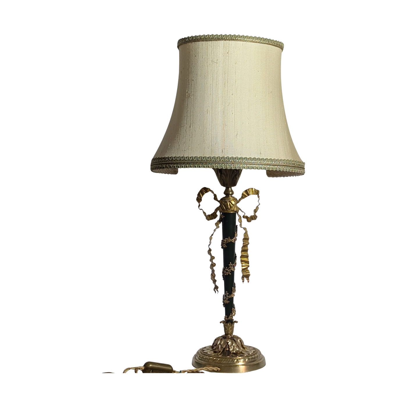 #7797 - bow lamp