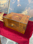 #7113 - Wood box
