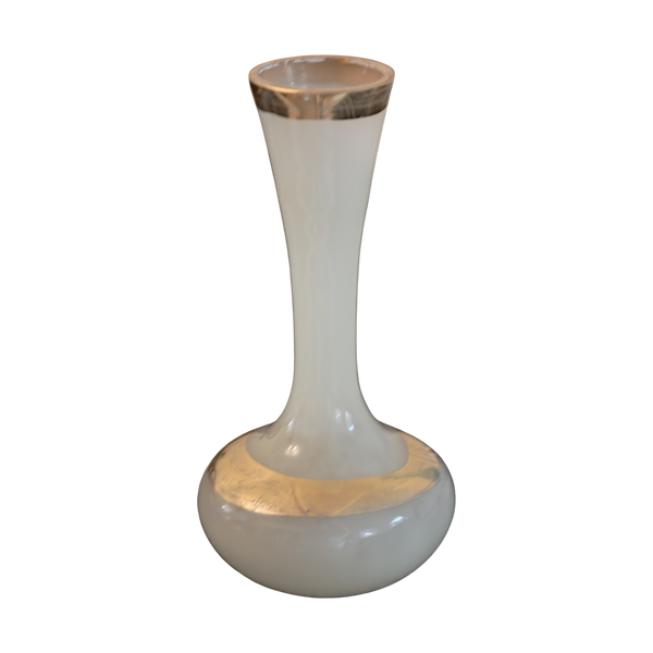 #8707 - vase white and gold Opaline