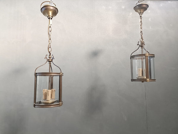 #8654-UCGG - Pair of Lanterns