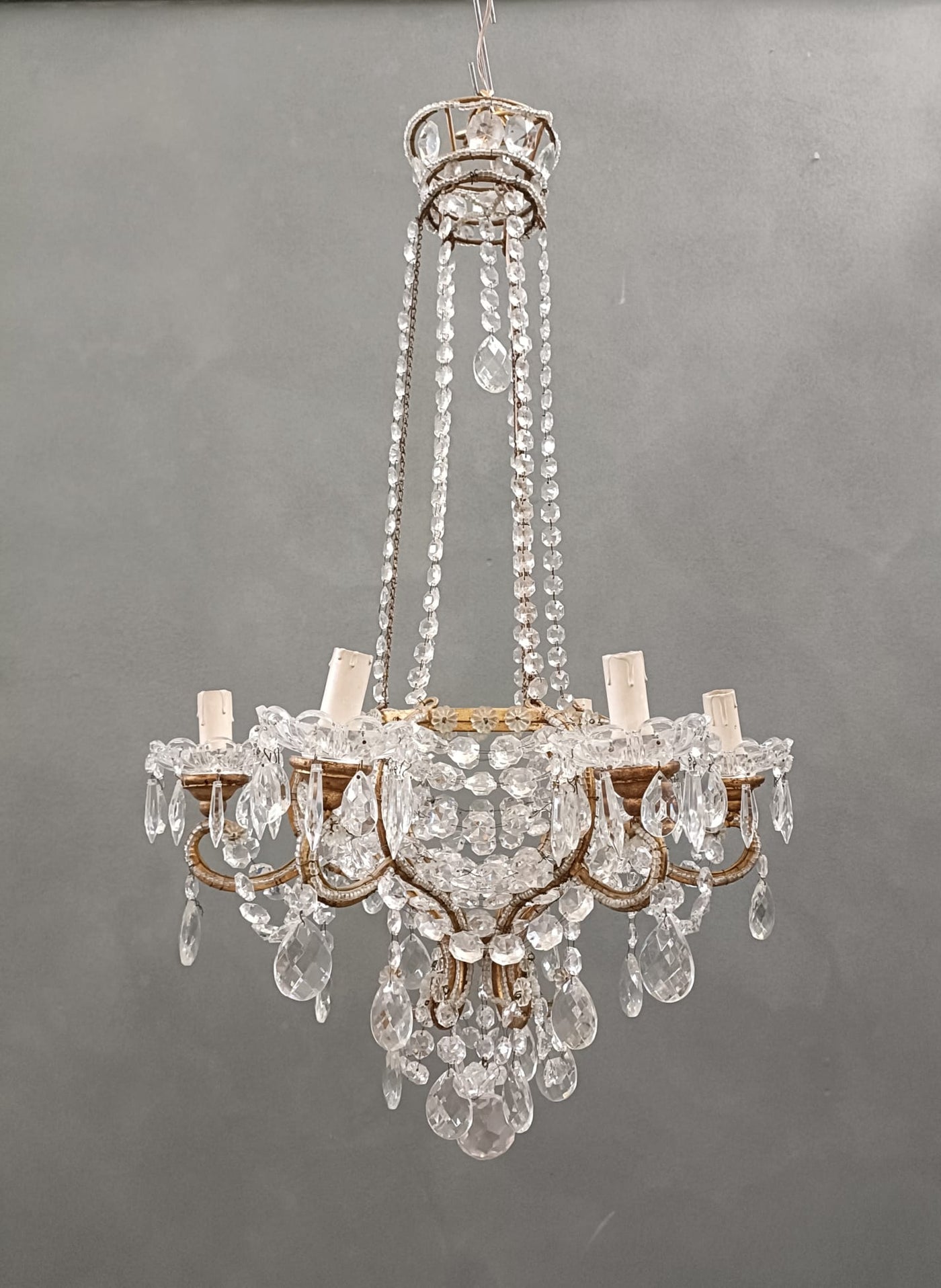 #8688-UIGG - Crystal Chandelier