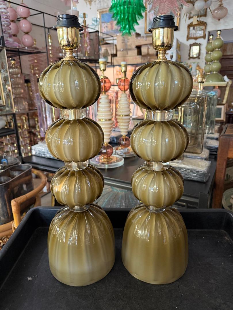 8908-UINH - Pair of Murano Lamps