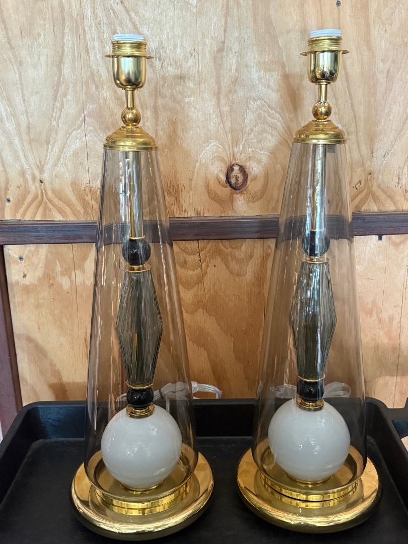 #8956-UCNH - Pair of Murano Lamps