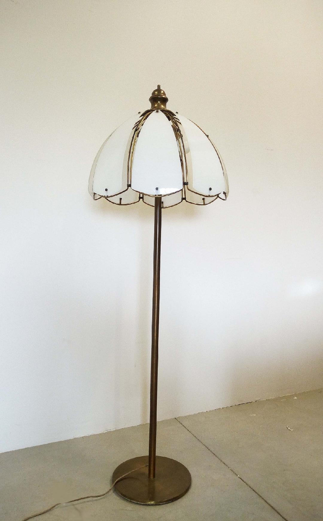 #5484-UAGG - Vintage Floor Lamp