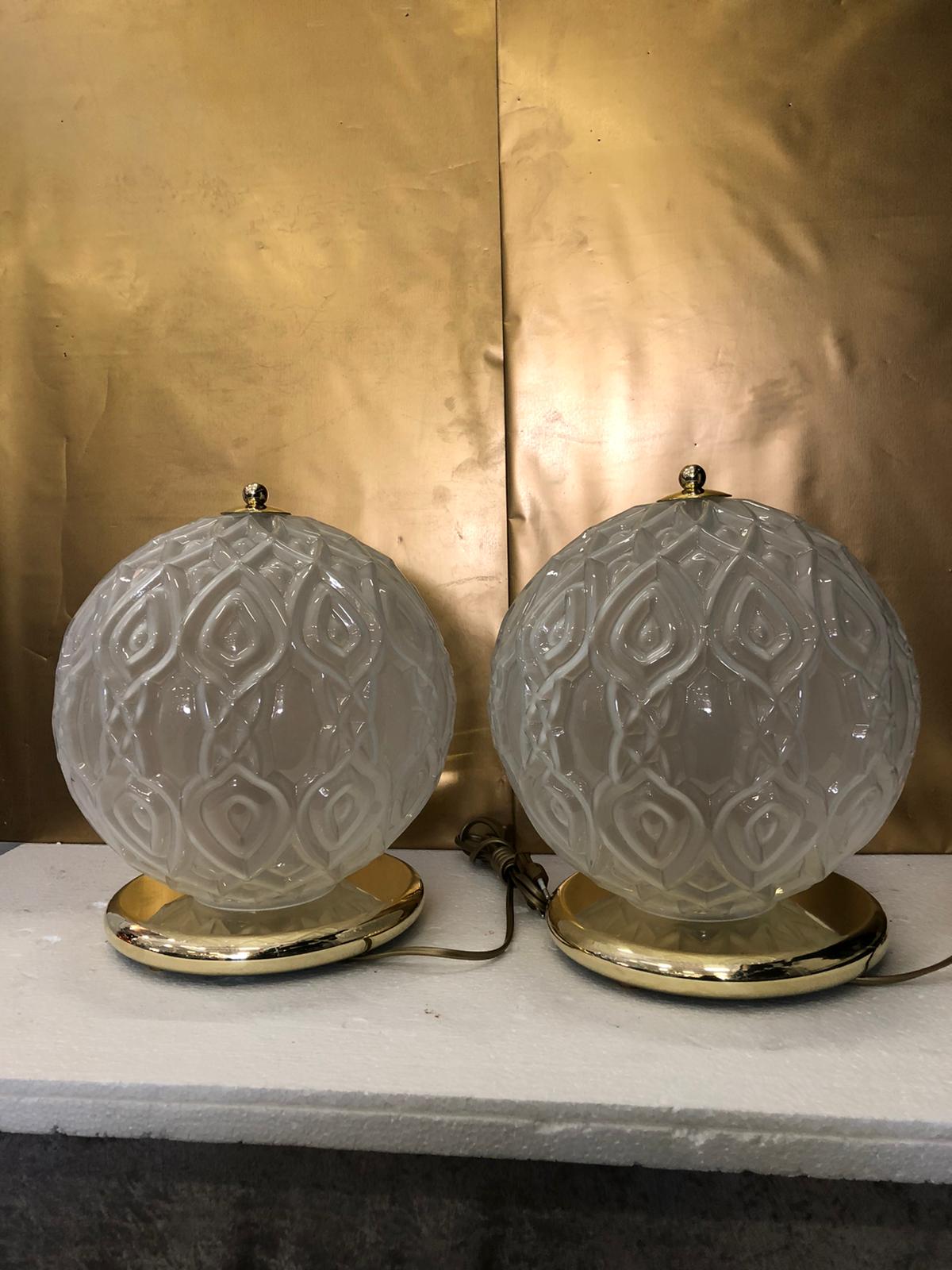 #7097-UGGG - Pair of Murano Lamps w/ Light Inside