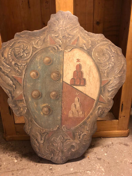 #6304-UGGG - Tuscan Shield